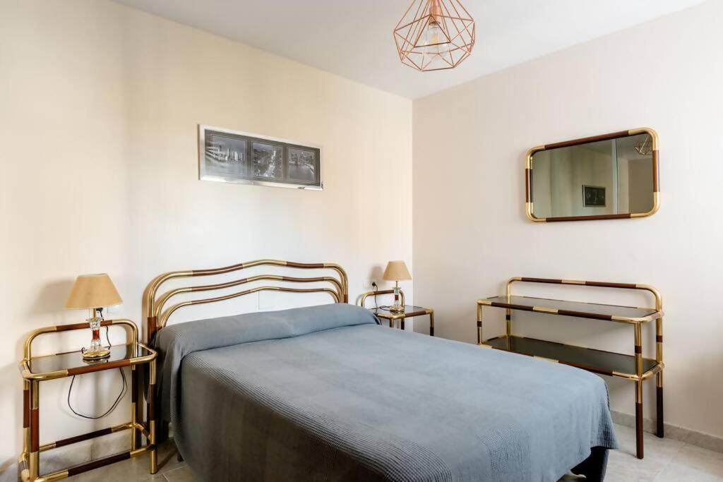 Amplio Con Vistas Al Mar Y Piscina En Benalmadena Apartman Kültér fotó