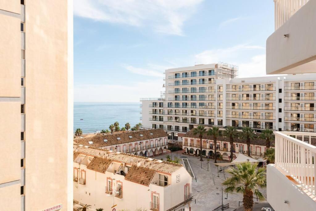 Amplio Con Vistas Al Mar Y Piscina En Benalmadena Apartman Kültér fotó